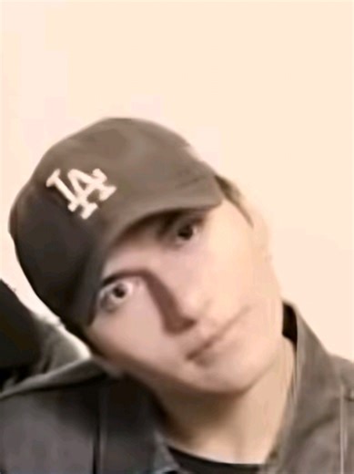 Fabi: Q&A with Insights and Fun