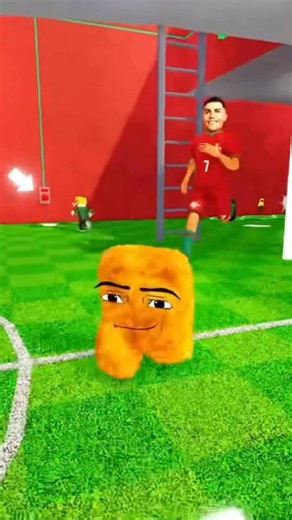 CRISTIANO RONALDO PRISON ESCAPE! ⚽️🇵🇹 #shorts #roblox