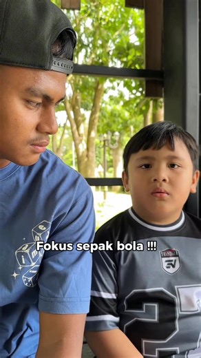 William Lomban & Family on Instagram: "Manut wae wis Piz, resikone gedee nek ga manut 🤢"