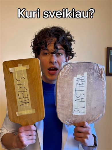 Matas Pileičikas on Instagram: "🚨Dar vienas mano seniai publikuotas video, kurio daugelis dabartinių follower’ių nėra matęs 🫡 🤓Ar žinojote, kad net prastos kokybės medinės pjaustymo lentelės gali kelti sveikatos problemų? 👉 Jose lengvai atsiranda įtrūkimai ir kaupiasi drėgmė, todėl tai palanki terpė daugintis bakterijoms. ✅ Nepamirškite reguliariai plauti ir tinkamai prižiūrėti tiek medines, tiek plastikines lenteles! 📚 Šaltiniai: 1. https://pubmed.ncbi.nlm.nih.gov/37220346/ 2. https://doi.