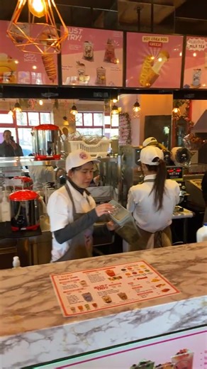 🌟 Welcome Bubble Teana Aberdare 🌟 Bubble Teana has officially opened in Aberdare, offering a fresh, modern space for anyone who enjoys bubble tea or wants to try something new. 🧋 The menu includes milk teas, fruit teas, tapioca pearls, popping boba, and other custom options, all made to order. Vegan-friendly choices are also available. 🌱 What customers can expect: • A wide range of bubble tea flavours 🍓 • Fresh ingredients and consistent quality ✔️ • A relaxed, welcoming atmosphere 🏡 • Reg