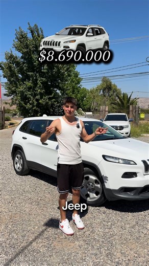 AUTOMOTORA FREDDY VIZANSKIS on Instagram: "🚗 JEEP CHEROKEE SPORT💨 👌⁣⁣ RECIBIMOS TÚ VEHÍCULO ⁣⁣*MANTENCIONES EN LA MARCA* - Año: 2015 - Motor: 2.4 - Km: 203.319 - Combustible: Bencinero - Transmisión: Automático - Airbags - Aire acondicionado bi zona - Cierre centralizado.⁣ - Velocidad crucero - Comandos al Volante - Alzavidrios eléctricos.⁣ ⁣ - Espejos eléctricos - Volante Ajustable a la altura - Radio con pantalla touch con bluetooth, AUX, USB. ⁣⁣⁣⁣⁣😱😱 !!!𝗢𝗙𝗘𝗥𝗧𝗔 𝗘𝗫𝗖𝗟𝗨𝗦𝗜𝗩𝗔 𝗔