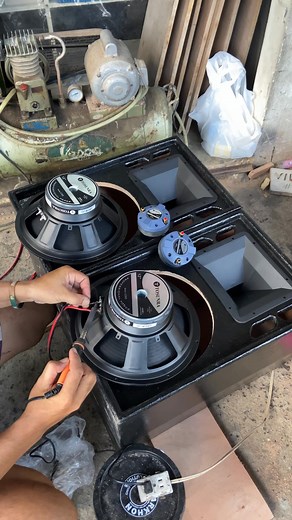 300K views · 4.5K reactions | installing speaker and tweeter #followers #fblifestyle #highlights | Bmj Electronics & fiber glass maker | Facebook