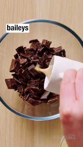 6.9K views · 30 reactions | Thanks to the microwave, you can have these gooey Baileys brownies ready in no time! Recipe >> https://www.taste.com.au/recipes/baileys-chocolate-walnut-microwave-brownies/aq5x4wqt | Taste.com.au | Facebook