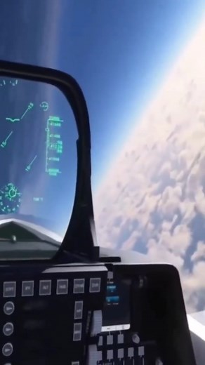 334K views · 7.7K reactions | UFO  UAP  Sighting over Mexico  by Fighter Jet ✈️ Pilot ‍✈️ | Pieraldo TV - UFO & Aliens | Facebook