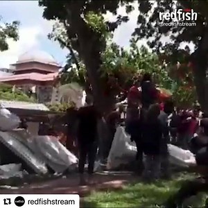 34 reactions | #Repost @redfishstream ・・・ In Martinique, people toppled a statue of French colonizer Napoleon Bonaparte’s wife, Josephine de Beauharnais, and Pierre Belain d’Esnambuc, who established the first French colony on Martinique in 1635. | Indigenous Peoples Movement | Facebook