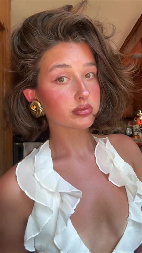 Dewy Makeup Look Tutorial for a Fresh Glow