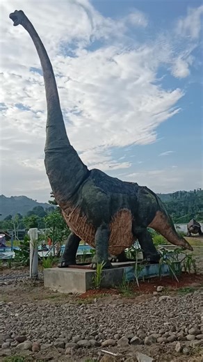 Berlibur di Dinoland Pati: Wahana Seru dan Viral