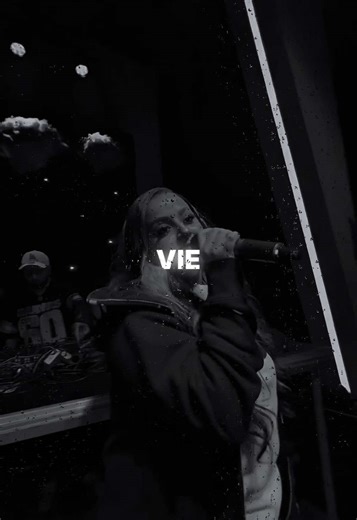 Marwa Loud - Oh la Folle #speedup #parole #speedsongs #musique #marwaloud