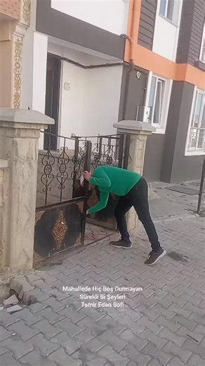 Erhan Yanmaz on Instagram: "Sürekli Aynı Muhabbet 😃 #kesfet #keşfetedüşür #keşfetbeniöneçıkar #keşfeteyiz #keşfettreni"