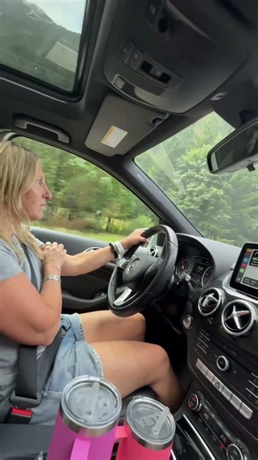 Day 7️⃣ - road trip to Kelowna 🤩 also got frozen yogurt at my fave spot #fyp #postgrad #foryoupage