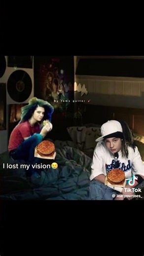 She lost her vision 😂😭🖤🩶🤍🩶🖤