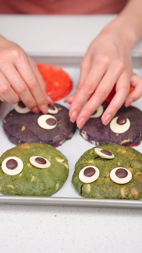42K views · 41 reactions | Let’s make halloween cookies in my Ooni...