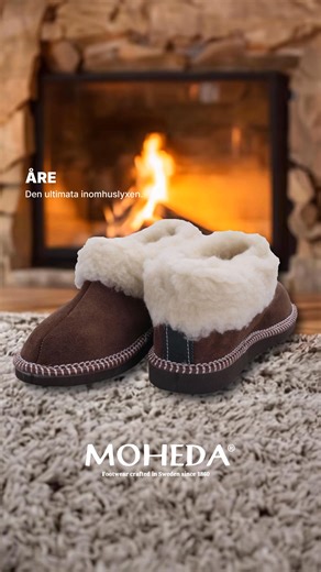 🐑 Håll värmen när vintern närmar sig! Unna dig våra vintertofflor – mjuka, varma och perfekta för kalla golv och frusna fötter. | Moheda Toffeln