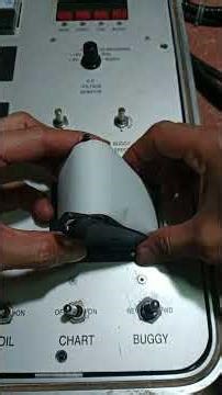 EMI Clip 2 - Loading new paper roll on the printer