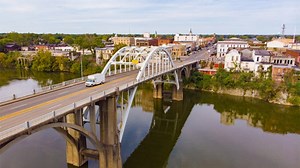 Cities with the most, least student loan debt in 2022: report