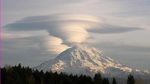 10 years ago today, Mt. Rainier put on a show like no other