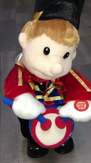 🎄 Marching Band Toy Soldier Plays Jingle Bells | Christmas Toy Nostalgia 🥁🪖