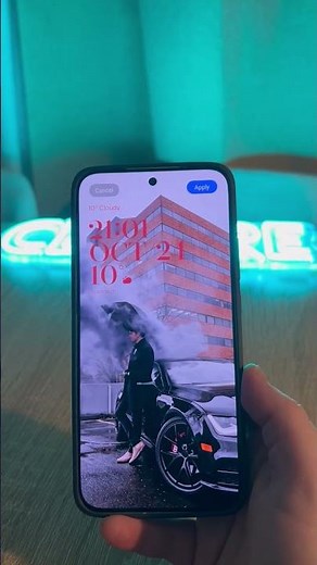 How to Set a Moving Wallpaper on Android (Live Wallpaper Tutorial)