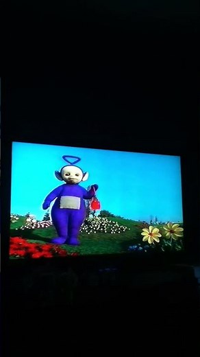 Here Come The Teletubbies Tinky Winky Puts Laa Laa's Ball into His Bag Part 2