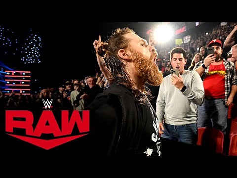 Sami Zayn makes an electric hometown entrance: Raw highlights, April 15, 2024