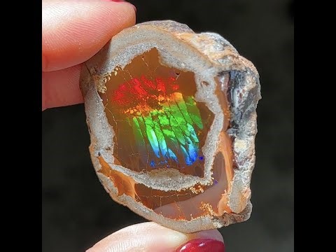 24 Crystals That Recently Sold 💎