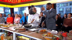 Carla Hall shares seasonal fall recipes live on 'GMA'