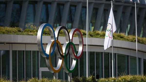 JO de Paris 2024 : des tenues aux cadrages, les sportives toujours hypersexualisées - RTBF Actus