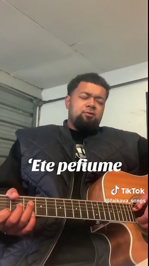 Traditional Tongan Kava Songs | 'Ete Pefiume