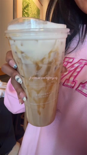 ugh I need one rn my order: venti blonde iced vanilla latte oat milk add a pump of hazelnut caramel drizzle line the cup sweet vanilla cold foam #coffee #icedcoffee #starbucks #starbucksorder #coffeerecipe