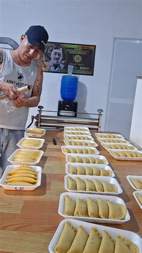 Empanadas de Karlita: Sabores de Ecuador