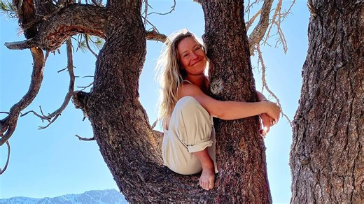 American Jamie Anderson loves nature as much as snowboarding