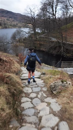 INOV8 on Instagram: "Last month, @sarahperry19917 set a new Backyard Ultra world record. 95 laps completed. 395 miles (637km) ran. Now she’s ready for her next challenge - 55 laps up and down ‘The Hill’. Starting on Friday 5 December, the goal is to complete 55 ascents of The Wrekin, a hill in Shropshire, England. Battling winter conditions, Sarah will need to complete 160 miles, with 47,000ft of ascent - all in under 48 hours. “I’m looking forward to the suffering.” Who is Sarah Perry? Link in 