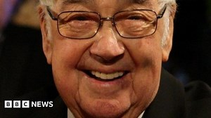 Frank Carson: Stars pay tribute to comedian