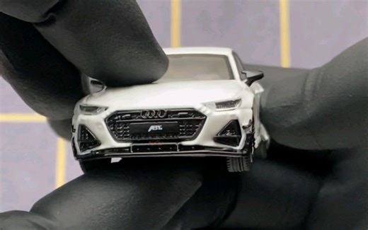 【迷你车库028】CM-MODEL 1/64 奥迪RS7 ABT