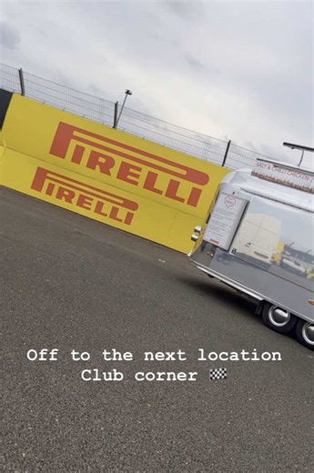 F1 VIP trackside @Silverstone Salt & chilli chicken 🧂🌶️🐔 #formula1 #vip #Obsessed #FoodLove #fyp #ticktok #chickensoftiktok #FestiveFood