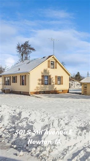 🔦 Daily Spotlight 60 years of pride in ownership ✨ 🏠This 3BR, 1.25B Newton home offers bright living spaces, a large living room, a flexible upstairs layout, and a corner‑lot location in the heart of town. Extra parking in back, newer garage & shed roofs, and updated windows add to the appeal. Care, character, and a place ready for its next chapter. Link in comments👇 | Newton & Grinnell Iowa Realty Team