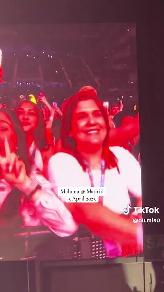 Bro knows he’s got it🤌🏻 The peak of Maluma #malumainmadrid