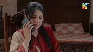 Badnaseeb, Episode #60, HUM TV Drama, Official HD Video - 14 January 2022