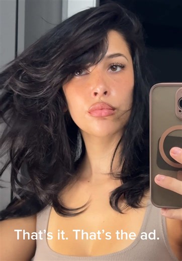 I didn’t even know my hair was capable of looking this full 🤭#tiktokmademebuyit #thermalbrush #tiktokshop #blowout #blowoutbrush