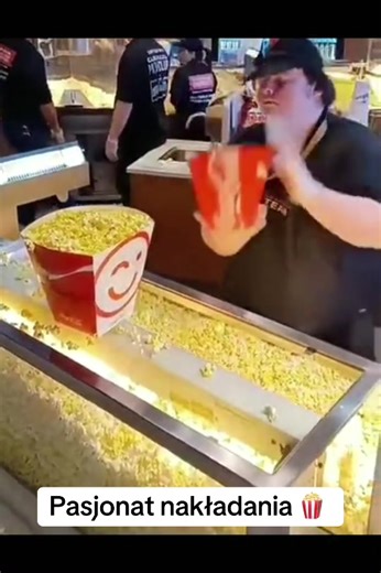 Tak trzeba pracować #praca #popcorn #pasjonat