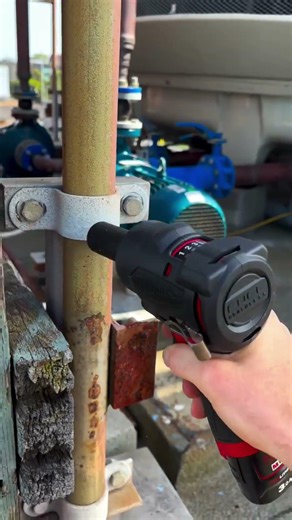 4-Mode DRIVE CONTROL with the M12 FUEL™ 3/8" Sub-Compact Impact Wrench