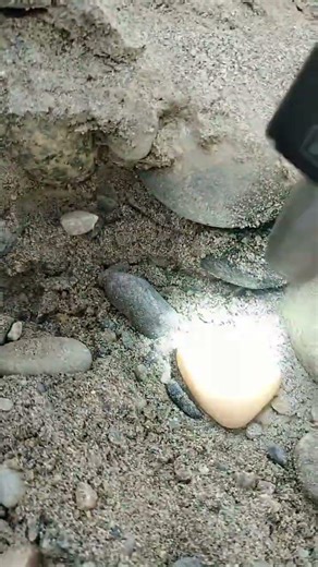 Connect Globally with Stones: A Friendship Journey