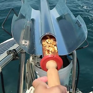 362 reactions · 162 shares | ⚓️ Capture The Sun At Sea ☀️ No Fire + No Refueling  Keeps Fish Hot & Moist  Cook Underway Without Overheating ⛵️❄️ | GoSun | Facebook