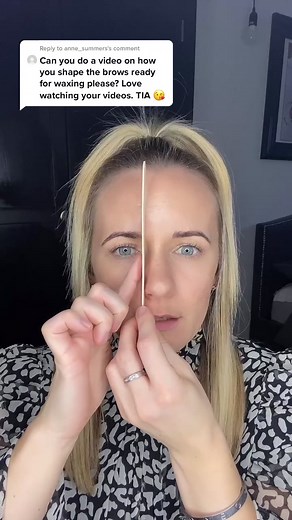 How to Measure Your Eyebrows for Waxing
