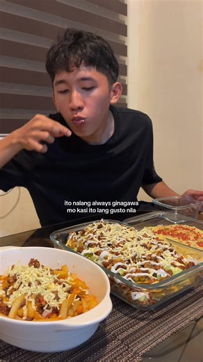 Nachos with Grated Cheese: Simple Midnight Snack Recipe