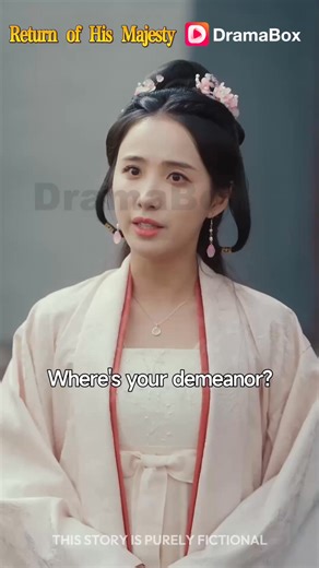 Before leaving his hometown, Leo Lowe makes a promise to his fiancée, Tina Leed, that once he becomes emperor, he will return to make her his empress. Years later, he successfully establishes a new dynasty and becomes the emperor of it, so he returns to the village disguised as an ordinary villager to fulfill his promise, not expecting to be forced to pay just to get through the entrance. | DramaBox- movies&drama