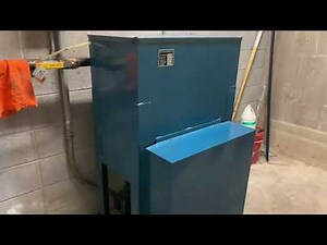 1979 White Evans Dry-Powered Hydraulic Elevator Machine Room