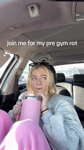 Jayne Jones | I’m convinced that if you don’t pre gym rot then you don’t lift as heavy🏋🏼‍♀️ highlighting the bucked up mother bucker pre today 😍 love... | Instagram