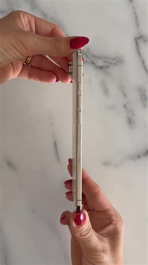 1.2K views | Unboxing | iPhone 17 Air | Light Gold | The thinnest iPhone ever at 5.6mm - Single 48MP Fusion camera -A19 Pro chip -6.6" OLED Super Retina DR with 3000 nits -Titanium Frame Hands down the best designed phone in the lineup. ‍♂️ MM Gadget Pro #iPhone17Air #themostThinnest #LightGold #MMGadgetPro | MM Gadget Pro | Facebook